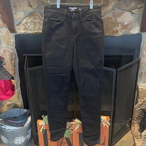 Denizen from Levi’s High-Rise Skinny Jeans